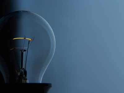 Quando a energia falha, a produção para: o perigo da baixa confiabilidade energética