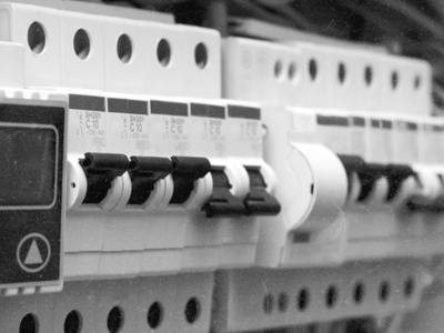 O papel dos Disjuntores na proteção das Instalações Elétricas